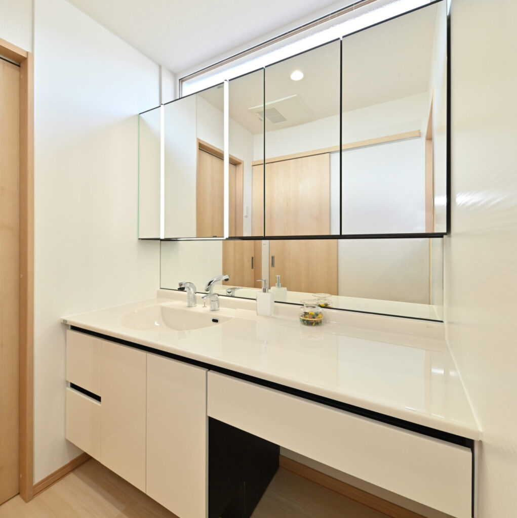 洗面化粧台リフォーム